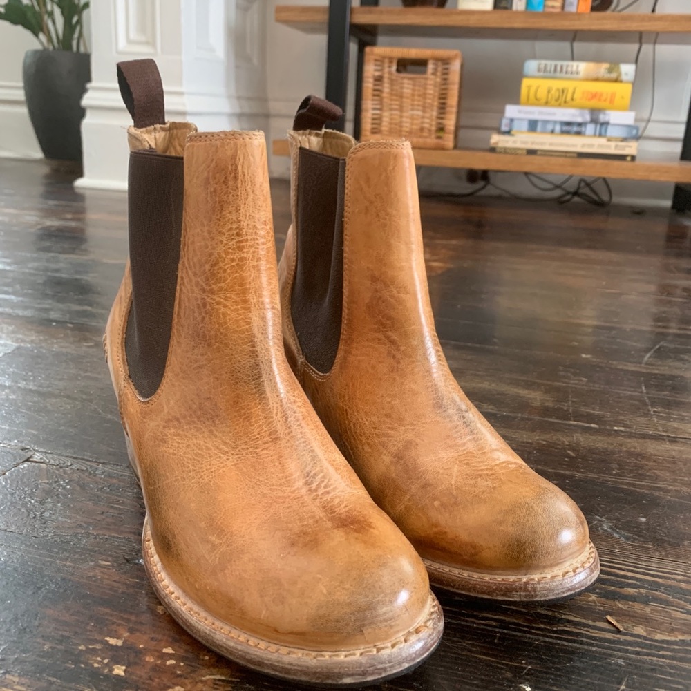 Bed Stü booties, size 9.5